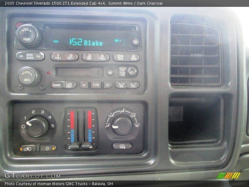 Summit White / Dark Charcoal 2005 Chevrolet Silverado 1500 Z71 Extended Cab 4x4