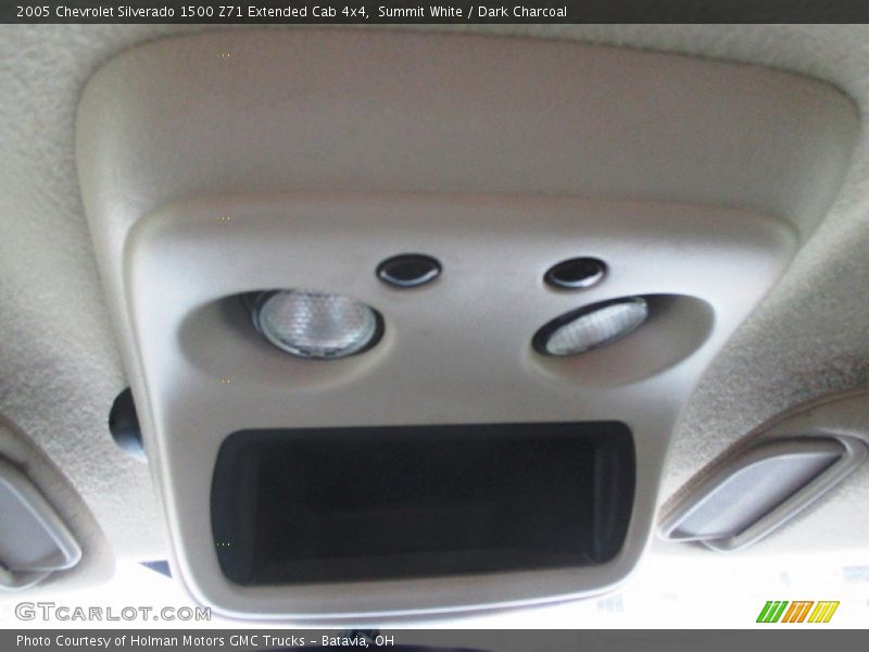 Summit White / Dark Charcoal 2005 Chevrolet Silverado 1500 Z71 Extended Cab 4x4