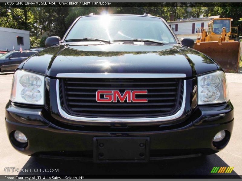 Onyx Black / Light Tan/Ebony 2005 GMC Envoy XL SLE 4x4