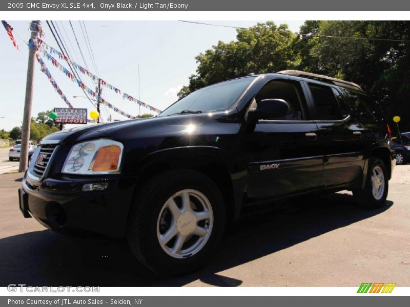 Onyx Black / Light Tan/Ebony 2005 GMC Envoy XL SLE 4x4