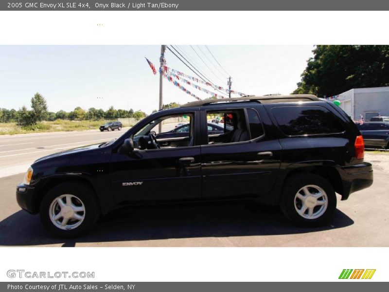 Onyx Black / Light Tan/Ebony 2005 GMC Envoy XL SLE 4x4