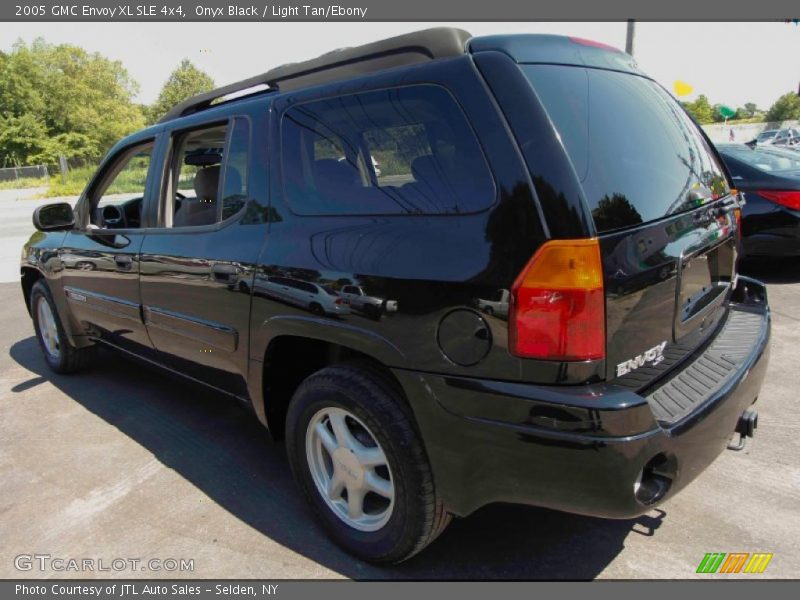 Onyx Black / Light Tan/Ebony 2005 GMC Envoy XL SLE 4x4