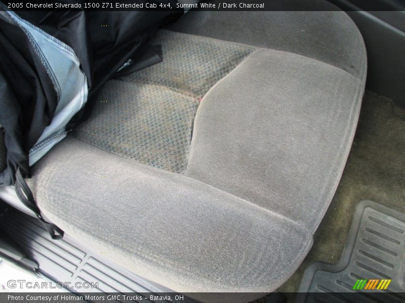 Summit White / Dark Charcoal 2005 Chevrolet Silverado 1500 Z71 Extended Cab 4x4