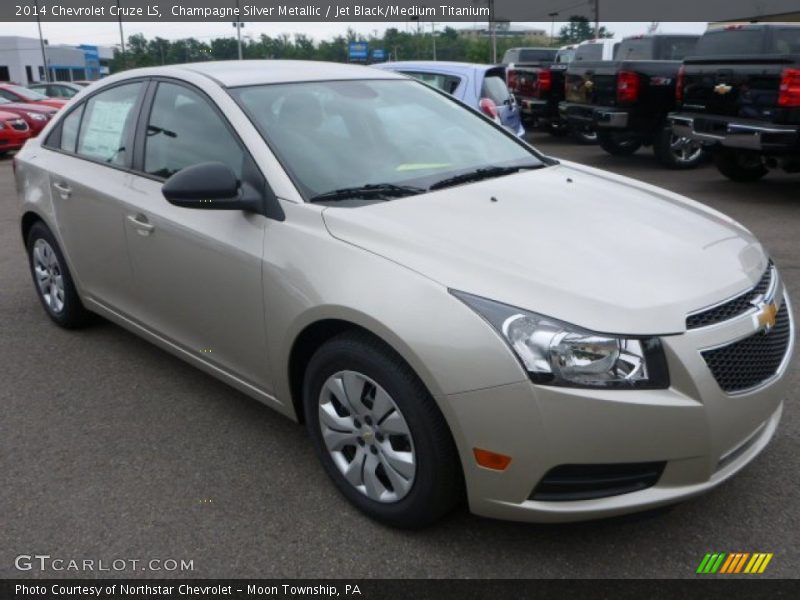 Champagne Silver Metallic / Jet Black/Medium Titanium 2014 Chevrolet Cruze LS