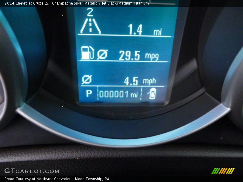 Champagne Silver Metallic / Jet Black/Medium Titanium 2014 Chevrolet Cruze LS