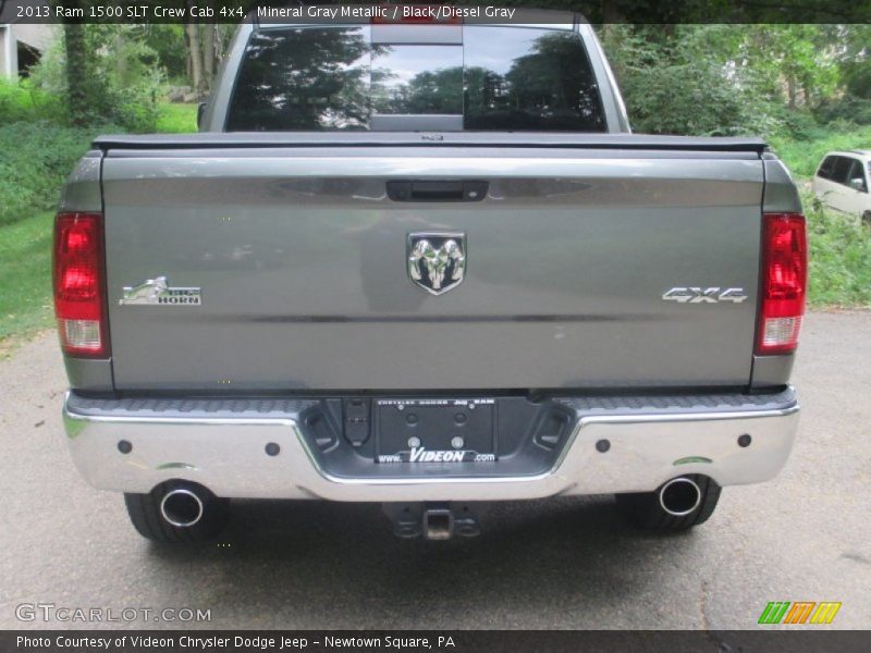 Mineral Gray Metallic / Black/Diesel Gray 2013 Ram 1500 SLT Crew Cab 4x4