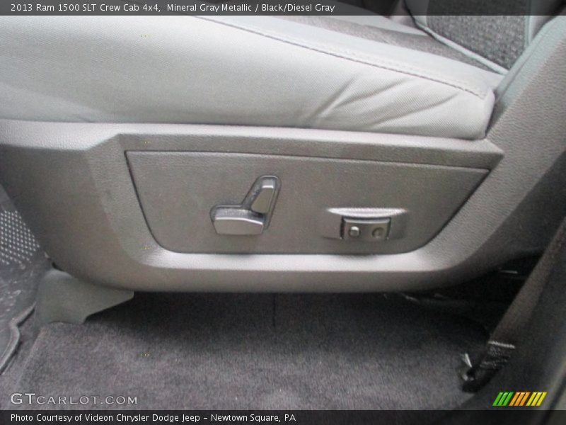 Mineral Gray Metallic / Black/Diesel Gray 2013 Ram 1500 SLT Crew Cab 4x4