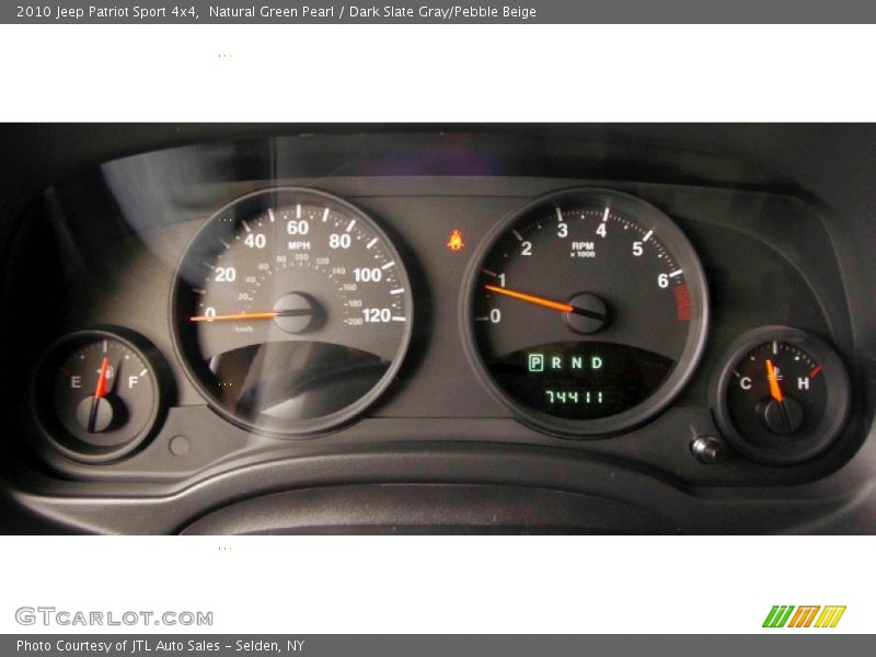 Natural Green Pearl / Dark Slate Gray/Pebble Beige 2010 Jeep Patriot Sport 4x4