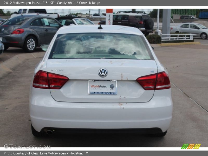 Candy White / Cornsilk Beige 2012 Volkswagen Passat 2.5L SE