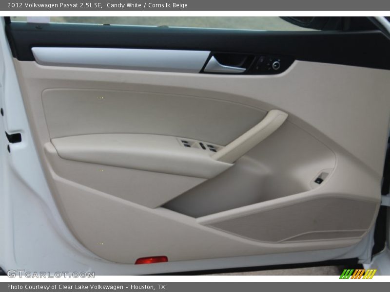 Candy White / Cornsilk Beige 2012 Volkswagen Passat 2.5L SE