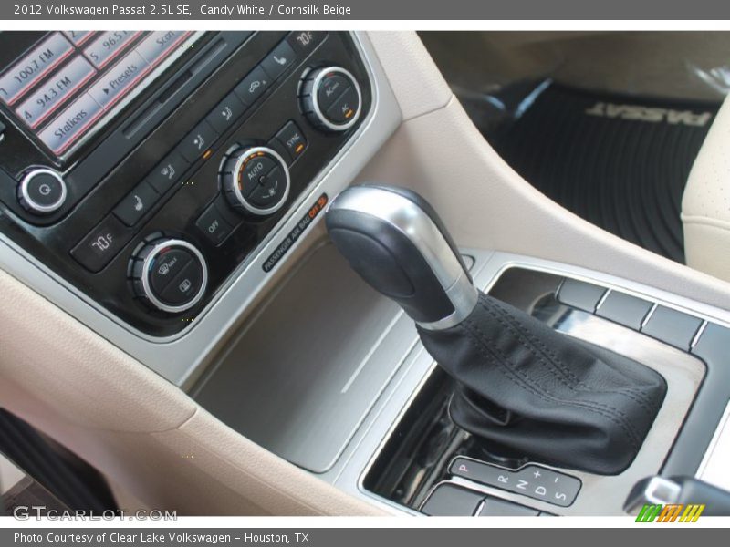 Candy White / Cornsilk Beige 2012 Volkswagen Passat 2.5L SE