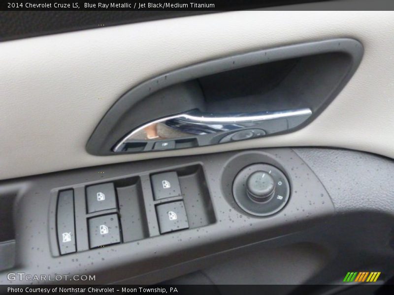 Blue Ray Metallic / Jet Black/Medium Titanium 2014 Chevrolet Cruze LS