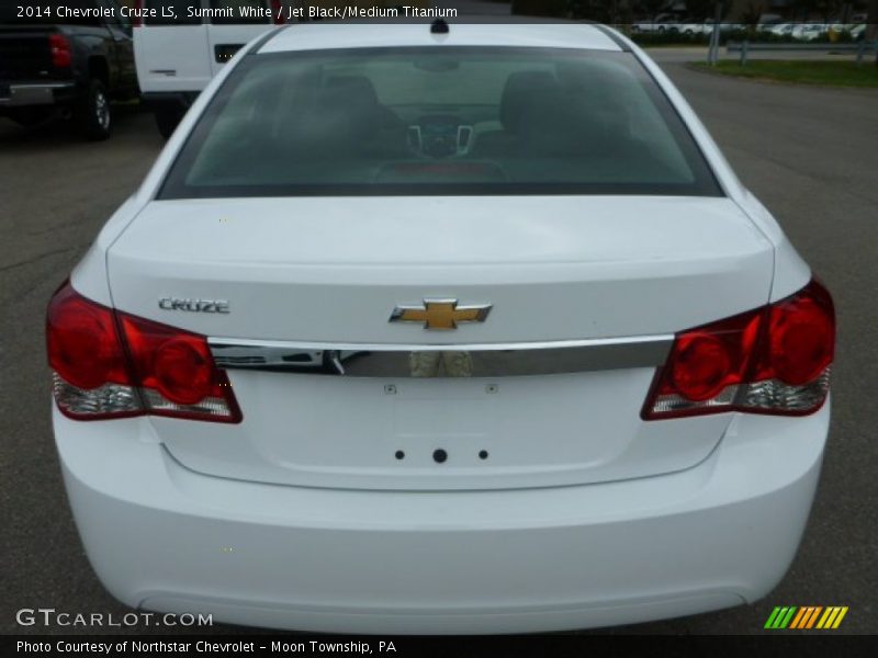 Summit White / Jet Black/Medium Titanium 2014 Chevrolet Cruze LS