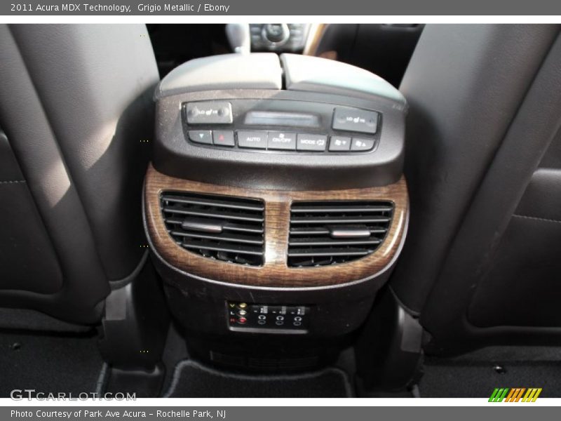 Grigio Metallic / Ebony 2011 Acura MDX Technology