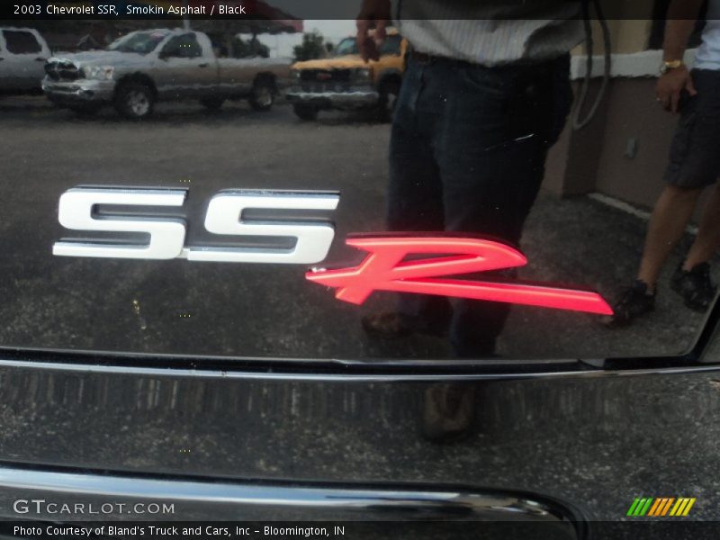 Smokin Asphalt / Black 2003 Chevrolet SSR