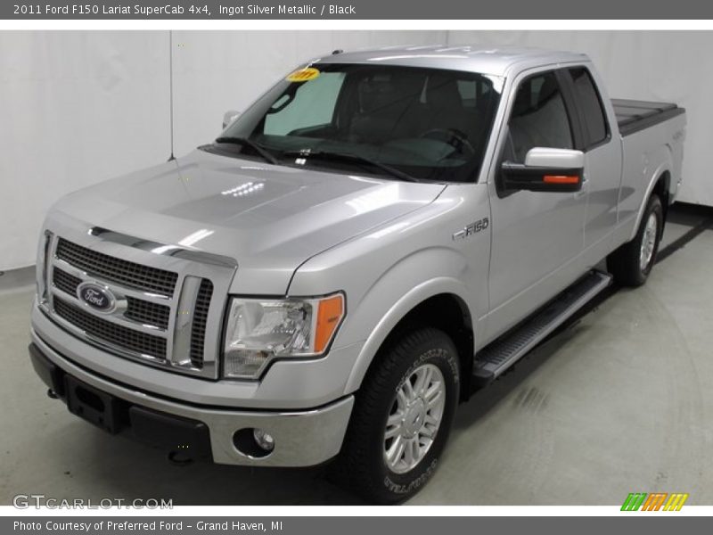 Ingot Silver Metallic / Black 2011 Ford F150 Lariat SuperCab 4x4