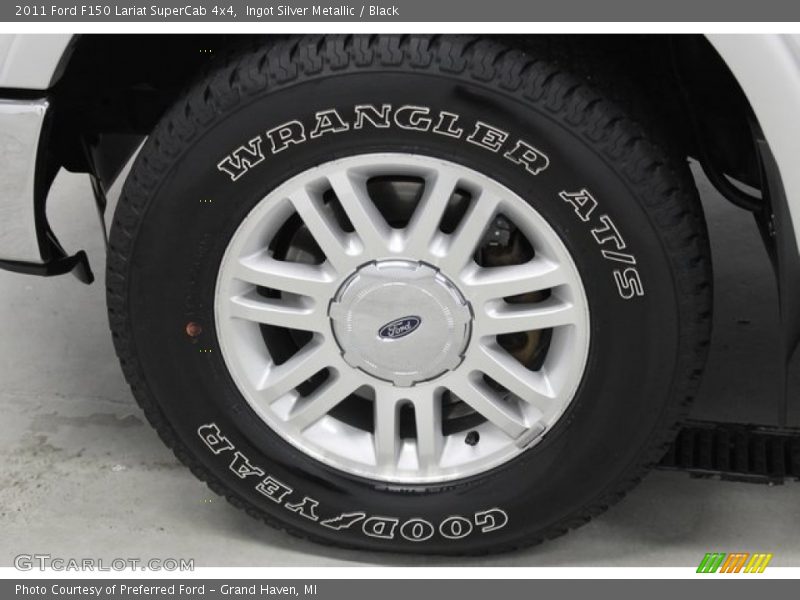 Ingot Silver Metallic / Black 2011 Ford F150 Lariat SuperCab 4x4