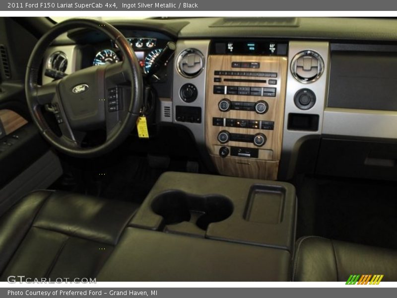 Ingot Silver Metallic / Black 2011 Ford F150 Lariat SuperCab 4x4