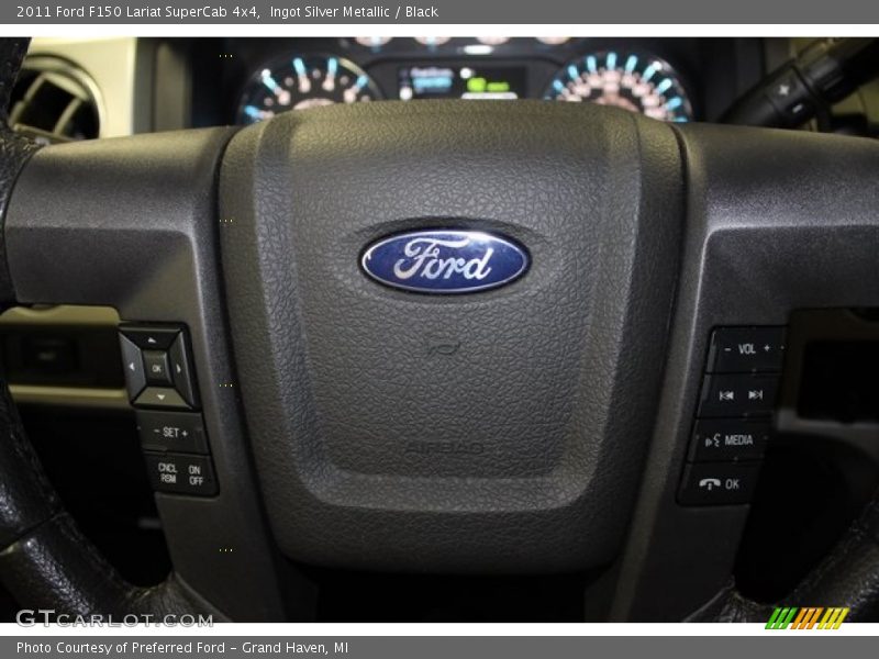 Ingot Silver Metallic / Black 2011 Ford F150 Lariat SuperCab 4x4