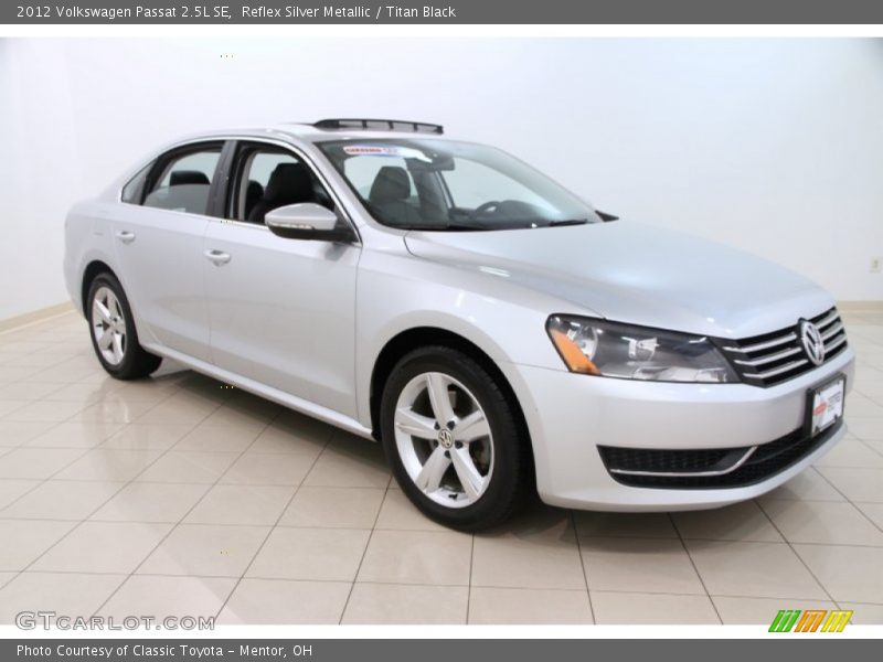 Reflex Silver Metallic / Titan Black 2012 Volkswagen Passat 2.5L SE