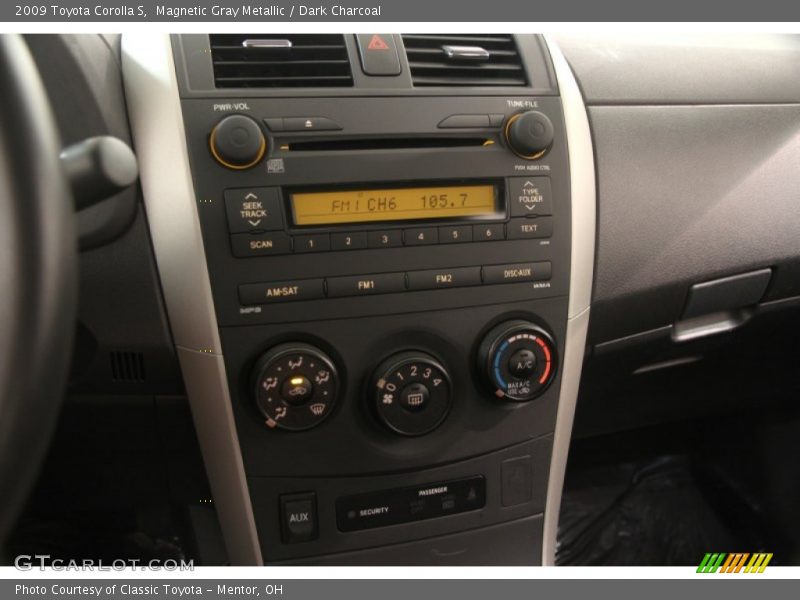 Magnetic Gray Metallic / Dark Charcoal 2009 Toyota Corolla S