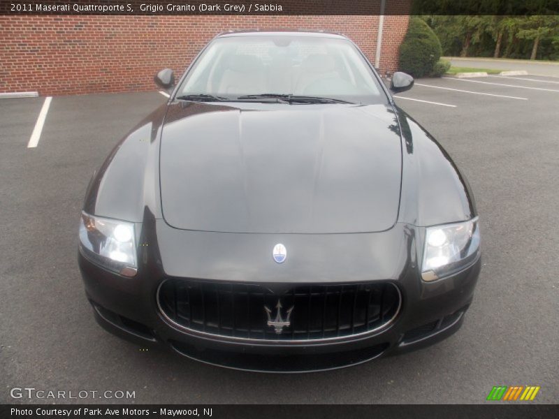 Grigio Granito (Dark Grey) / Sabbia 2011 Maserati Quattroporte S