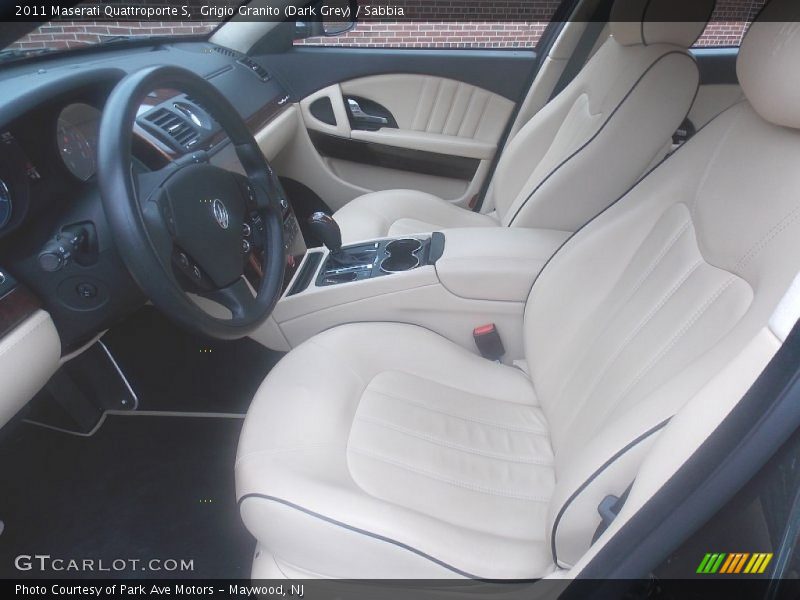 Grigio Granito (Dark Grey) / Sabbia 2011 Maserati Quattroporte S