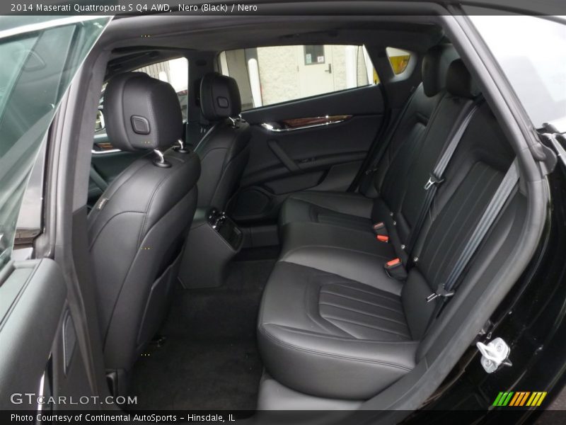 Rear Seat of 2014 Quattroporte S Q4 AWD