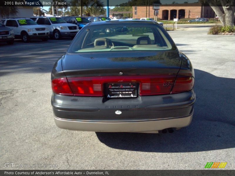 Black / Taupe 2001 Buick Regal LS