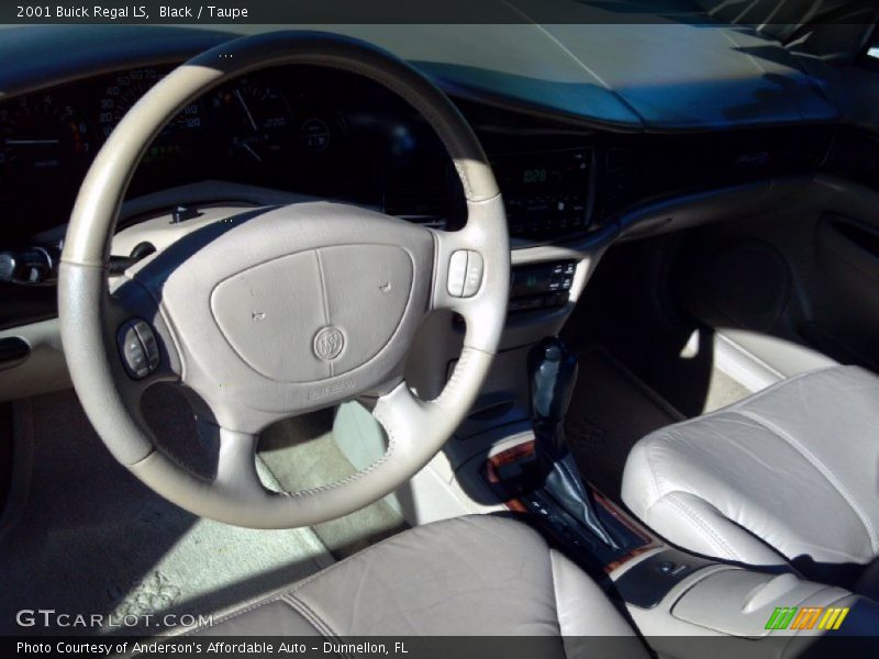Black / Taupe 2001 Buick Regal LS