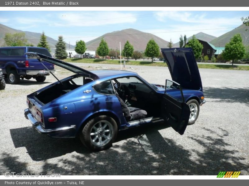 Blue Metallic / Black 1971 Datsun 240Z