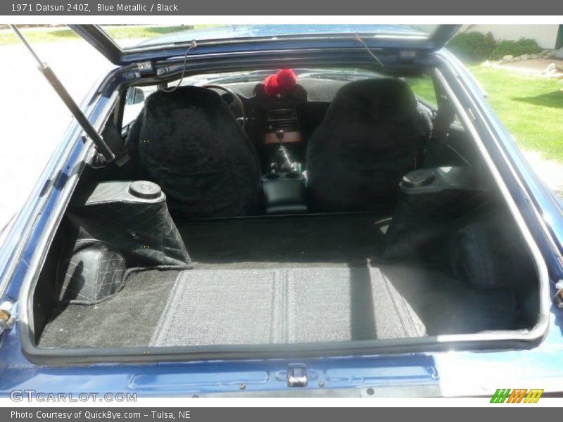  1971 240Z  Trunk