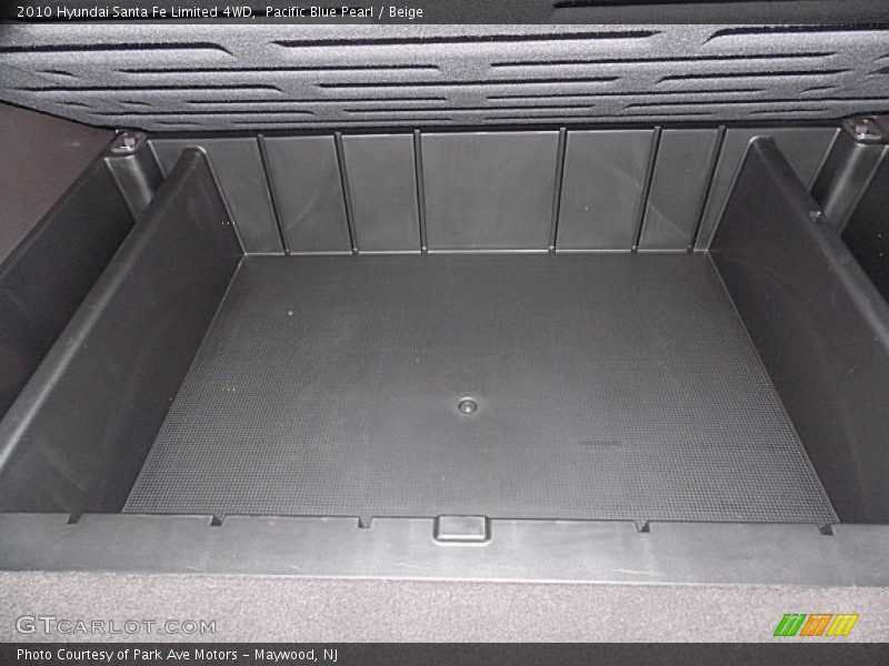 Pacific Blue Pearl / Beige 2010 Hyundai Santa Fe Limited 4WD
