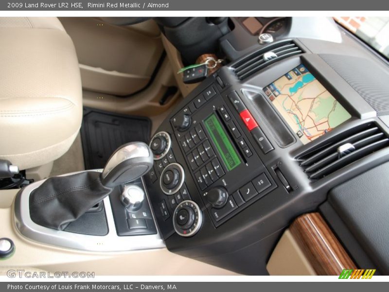 Rimini Red Metallic / Almond 2009 Land Rover LR2 HSE