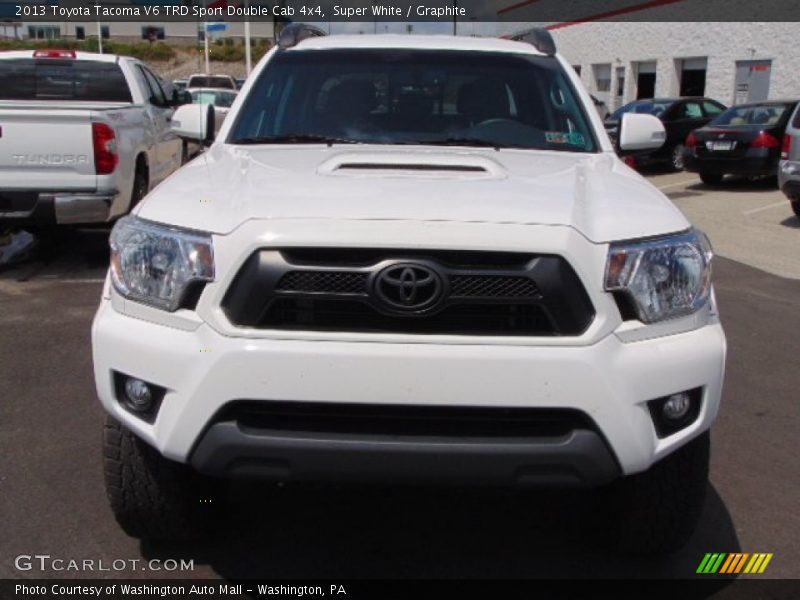 Super White / Graphite 2013 Toyota Tacoma V6 TRD Sport Double Cab 4x4