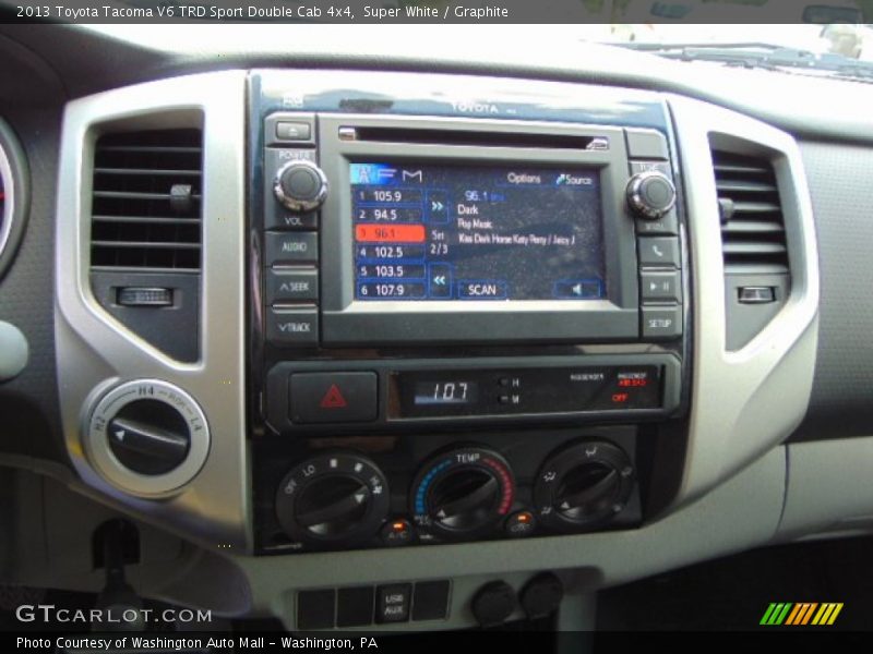 Super White / Graphite 2013 Toyota Tacoma V6 TRD Sport Double Cab 4x4