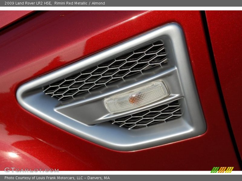 Rimini Red Metallic / Almond 2009 Land Rover LR2 HSE