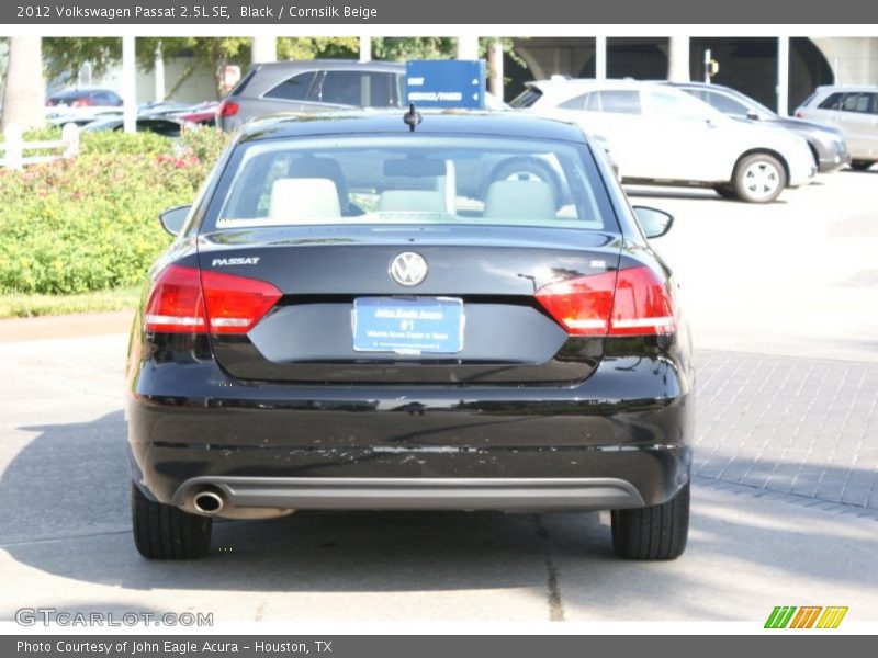 Black / Cornsilk Beige 2012 Volkswagen Passat 2.5L SE