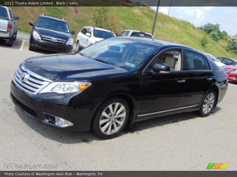 Black / Ivory 2012 Toyota Avalon Limited