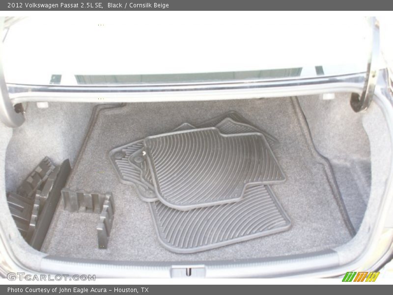 Black / Cornsilk Beige 2012 Volkswagen Passat 2.5L SE