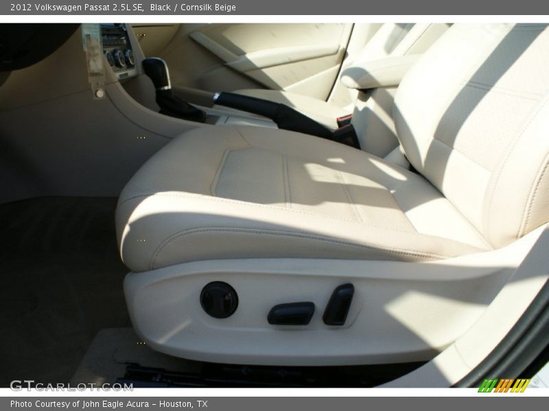 Black / Cornsilk Beige 2012 Volkswagen Passat 2.5L SE
