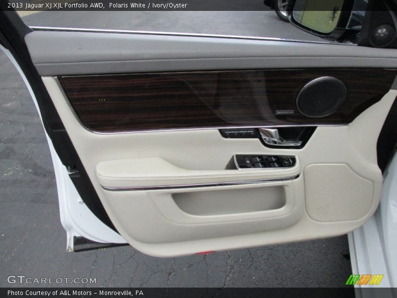 Door Panel of 2013 XJ XJL Portfolio AWD