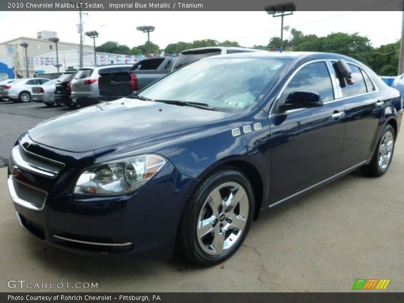 Front 3/4 View of 2010 Malibu LT Sedan