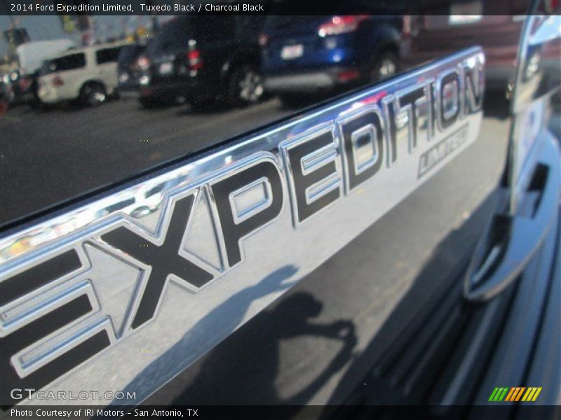 Tuxedo Black / Charcoal Black 2014 Ford Expedition Limited
