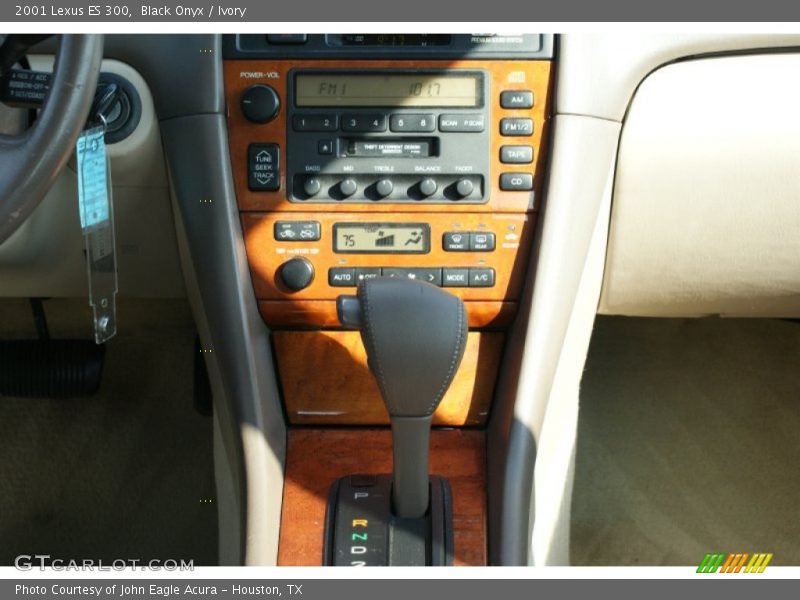Black Onyx / Ivory 2001 Lexus ES 300