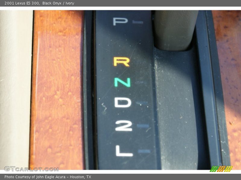 Black Onyx / Ivory 2001 Lexus ES 300