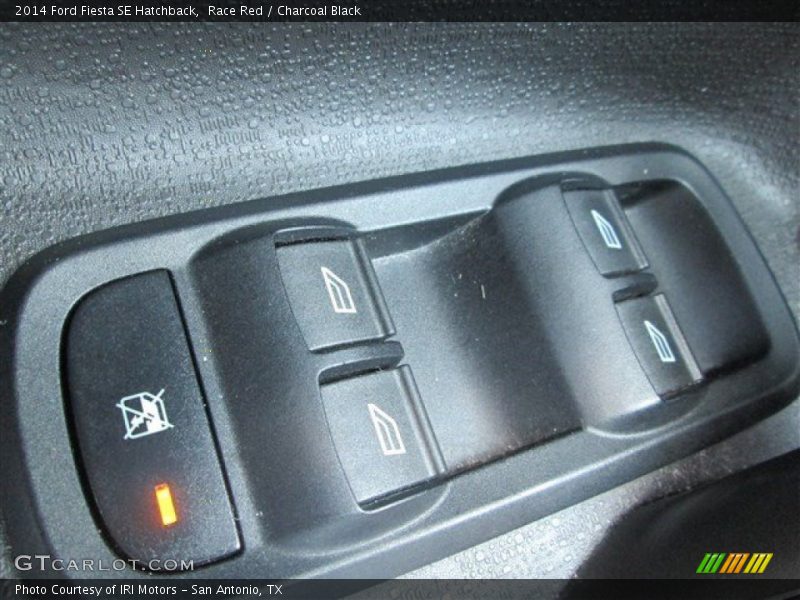 Race Red / Charcoal Black 2014 Ford Fiesta SE Hatchback