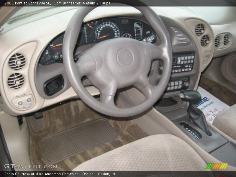 Light Bronzemist Metallic / Taupe 2001 Pontiac Bonneville SE