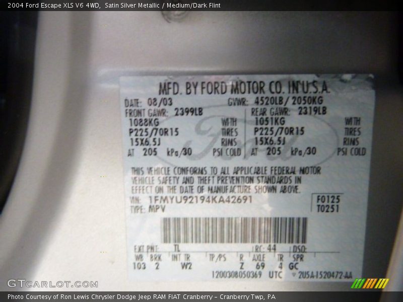 Satin Silver Metallic / Medium/Dark Flint 2004 Ford Escape XLS V6 4WD