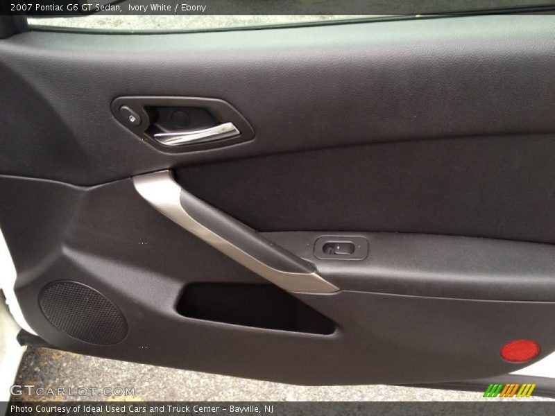 Ivory White / Ebony 2007 Pontiac G6 GT Sedan